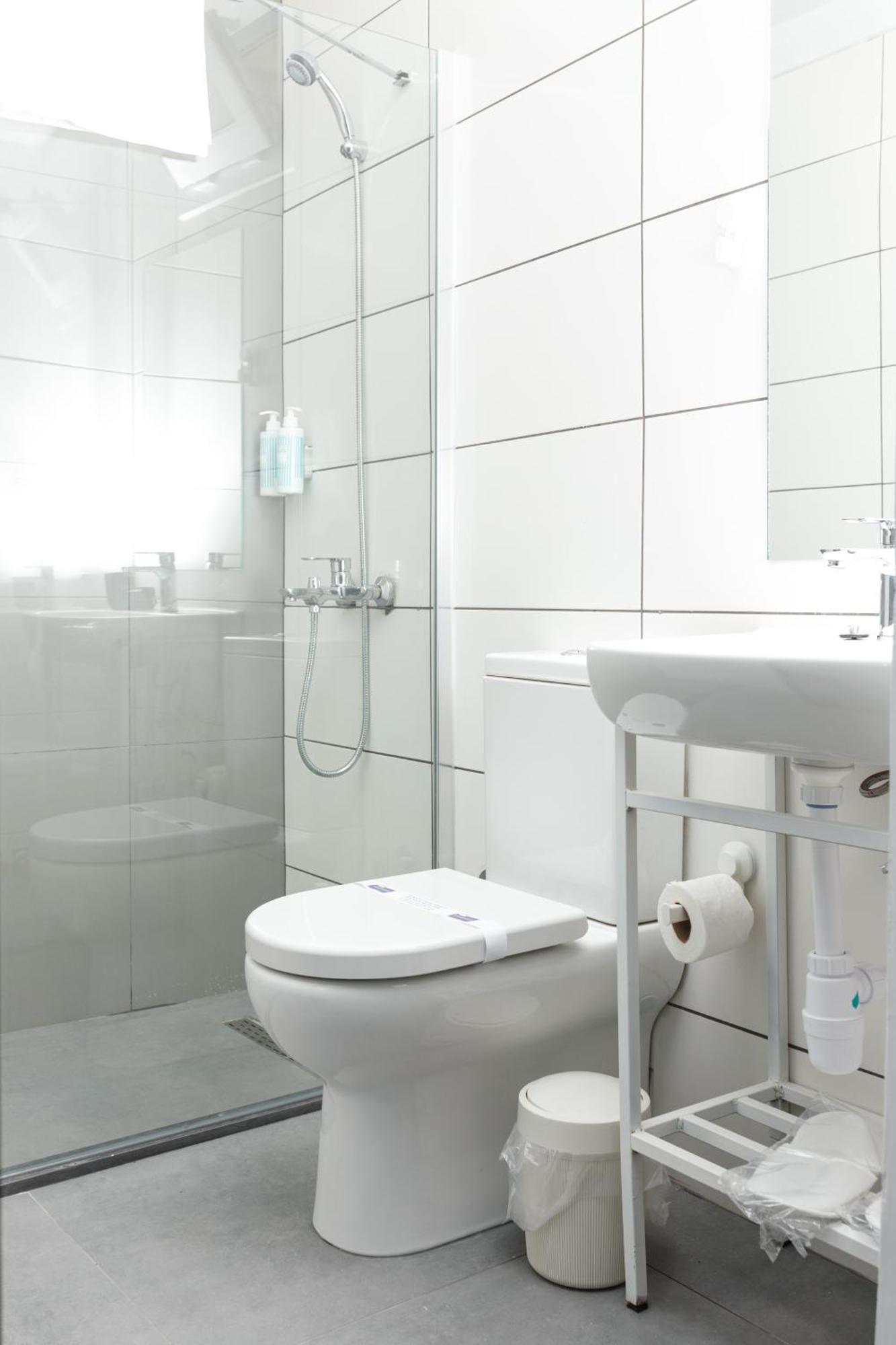 Azure Bay Hotel Ayia Varvara Екстериор снимка